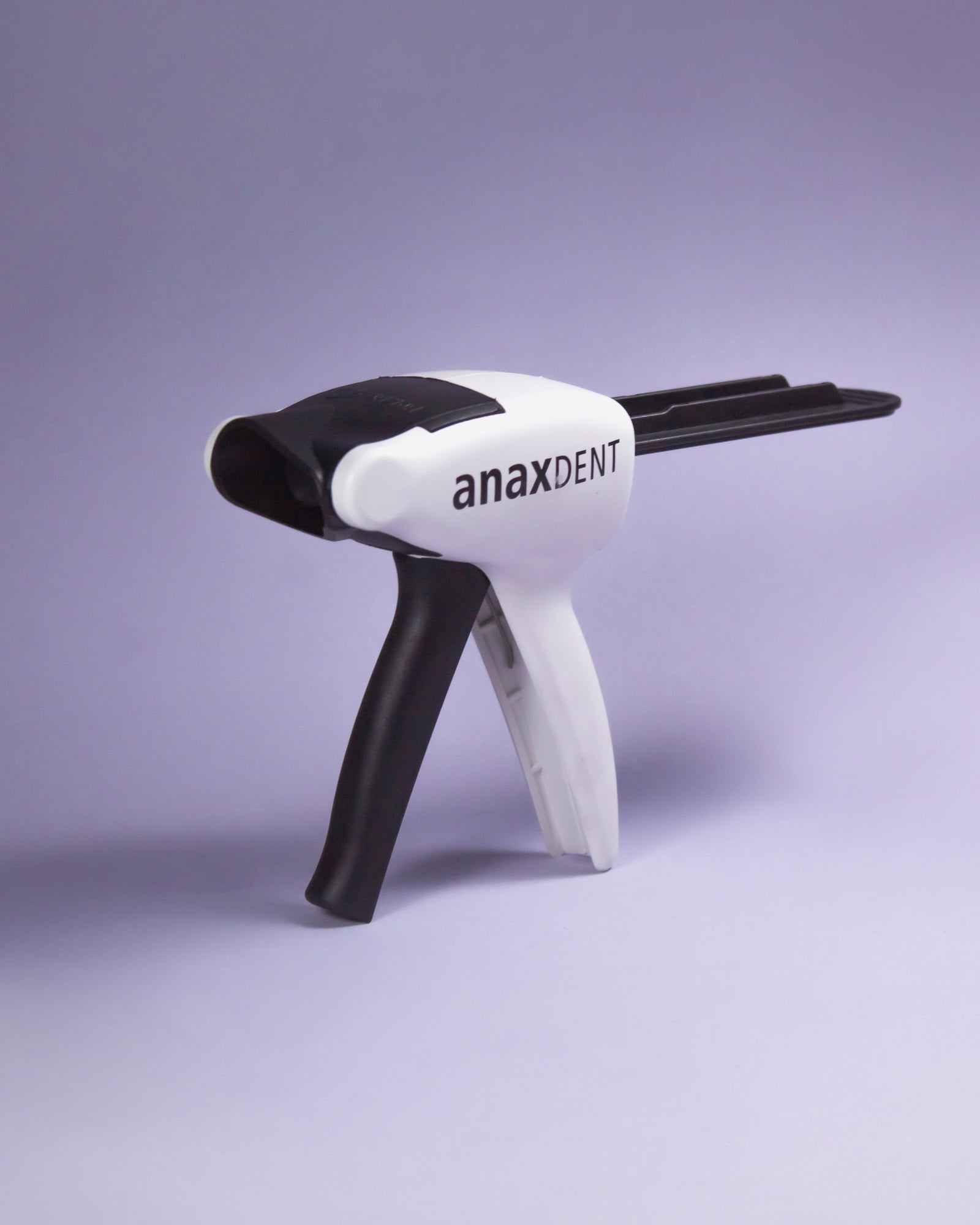 Universal Dispensing Gun